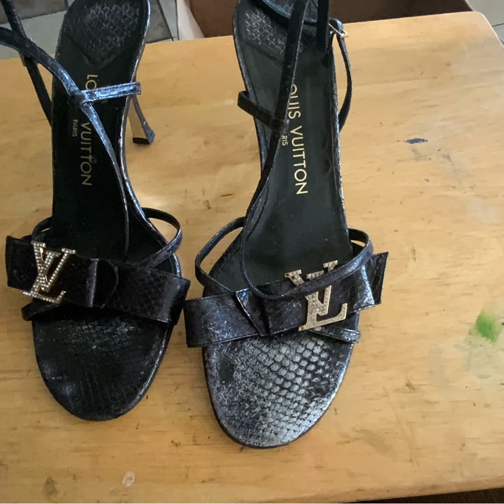 Louis Vuitton Black Snake-Embossed Bow Heels with LV Logo